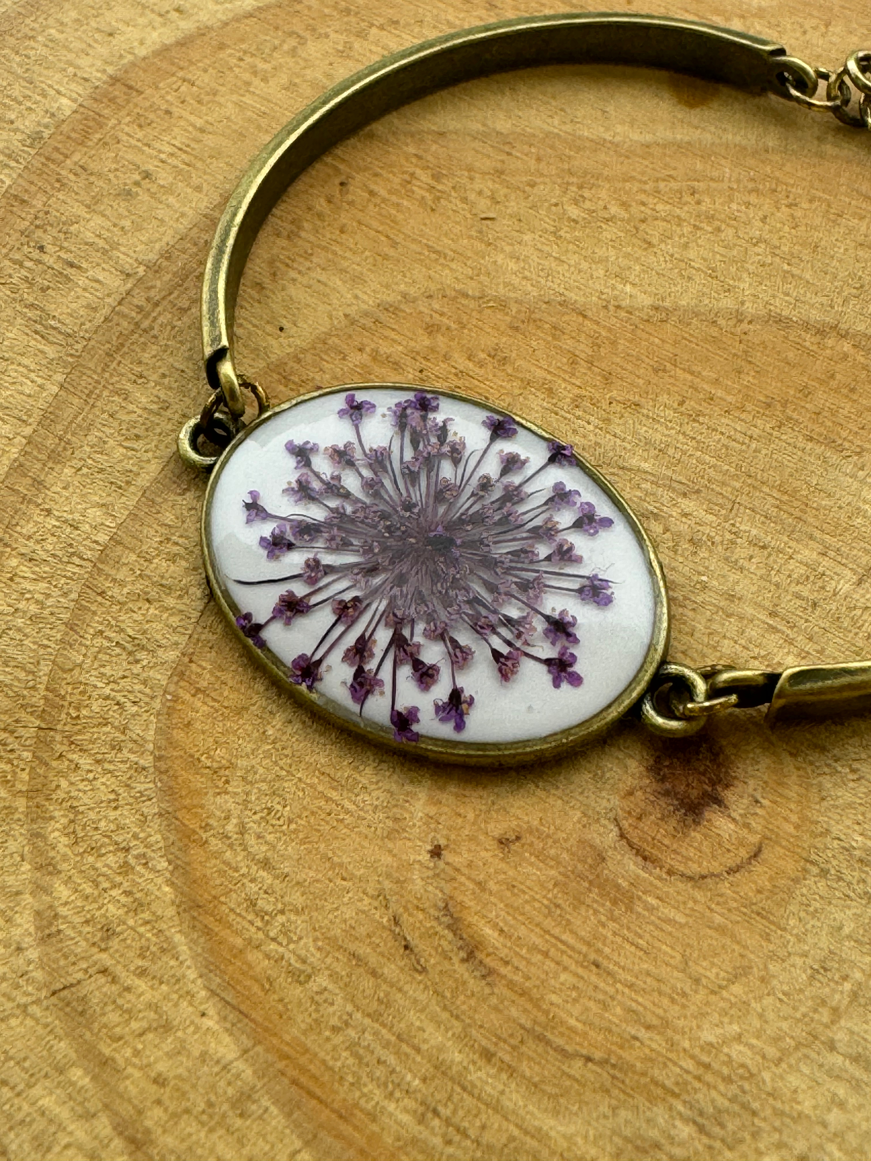 TWILIGHT BLOOM -Pressed Flower Resin Jewelry Bracelet