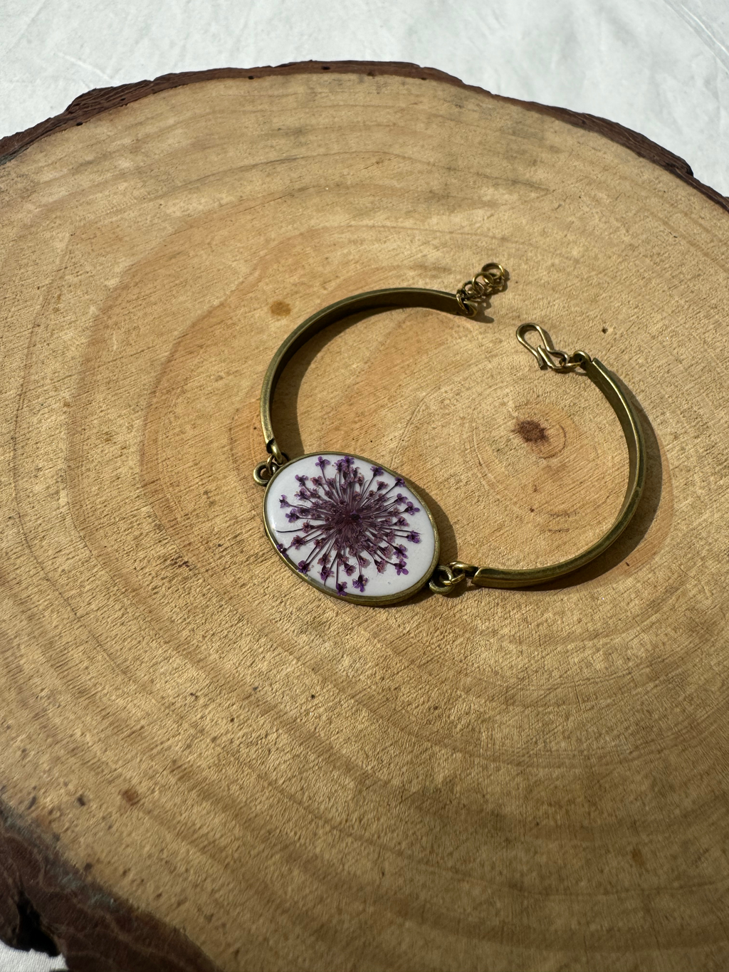 TWILIGHT BLOOM -Pressed Flower Resin Jewelry Bracelet