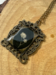 THE VICTORIAN LOCKET - Vintage Pressed Flower Pendant Necklace