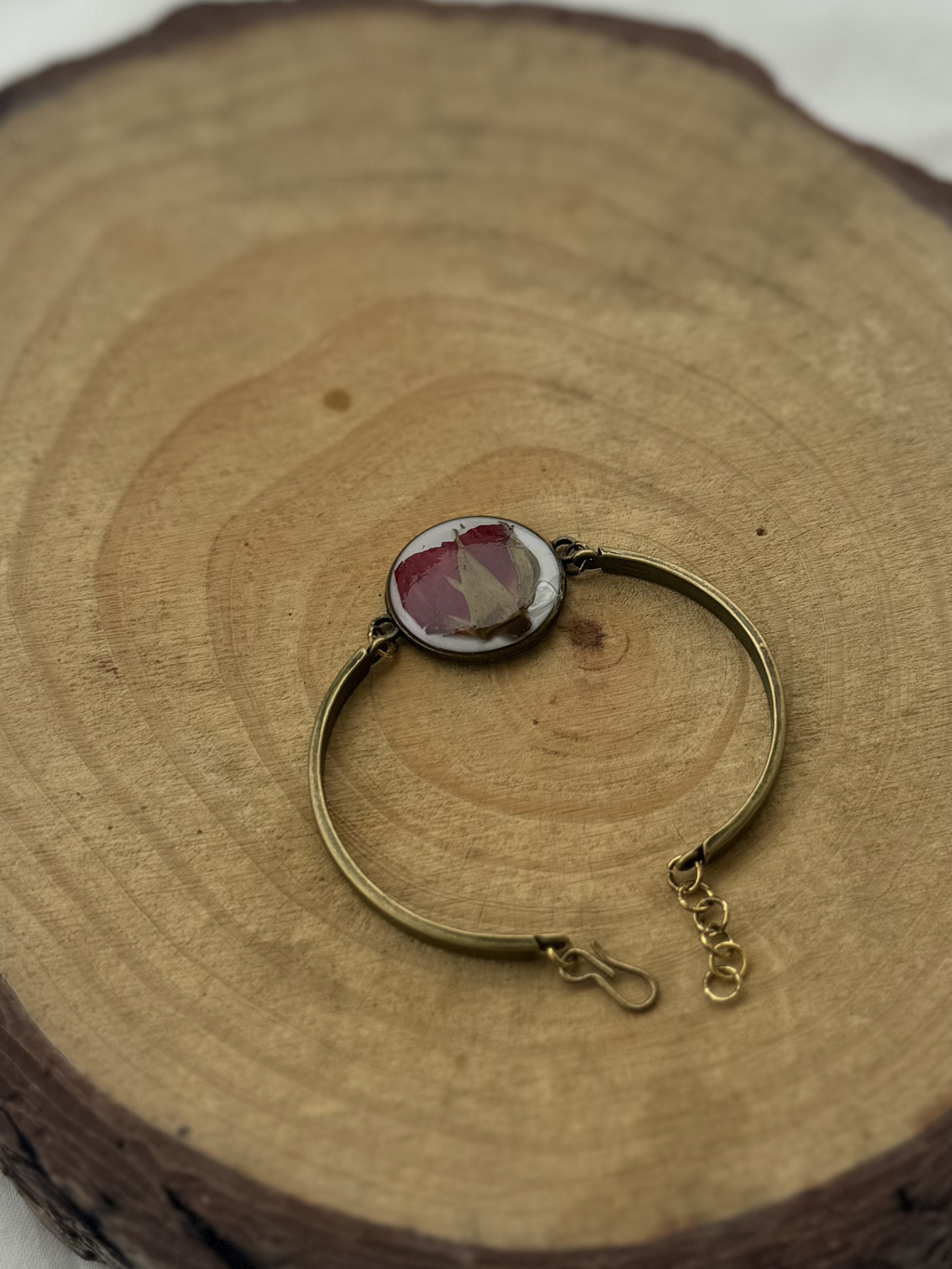 VINTAGE ROSE - Pressed Flower Resin Jewelry Bracelet